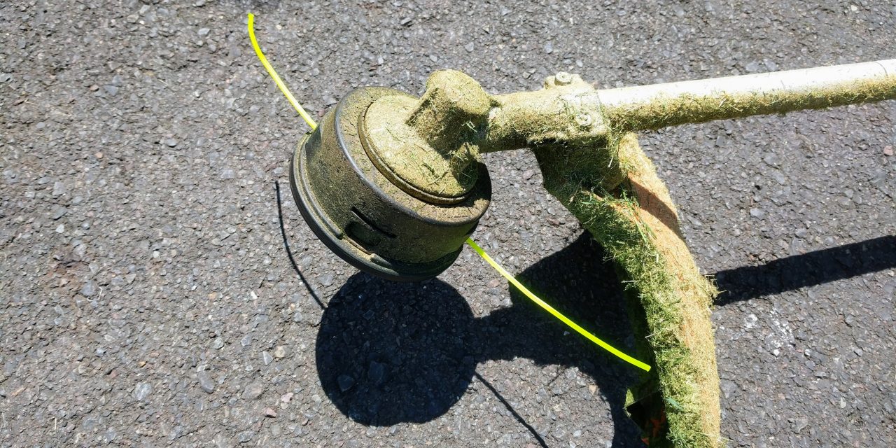 Replace string in Stihl line trimmer