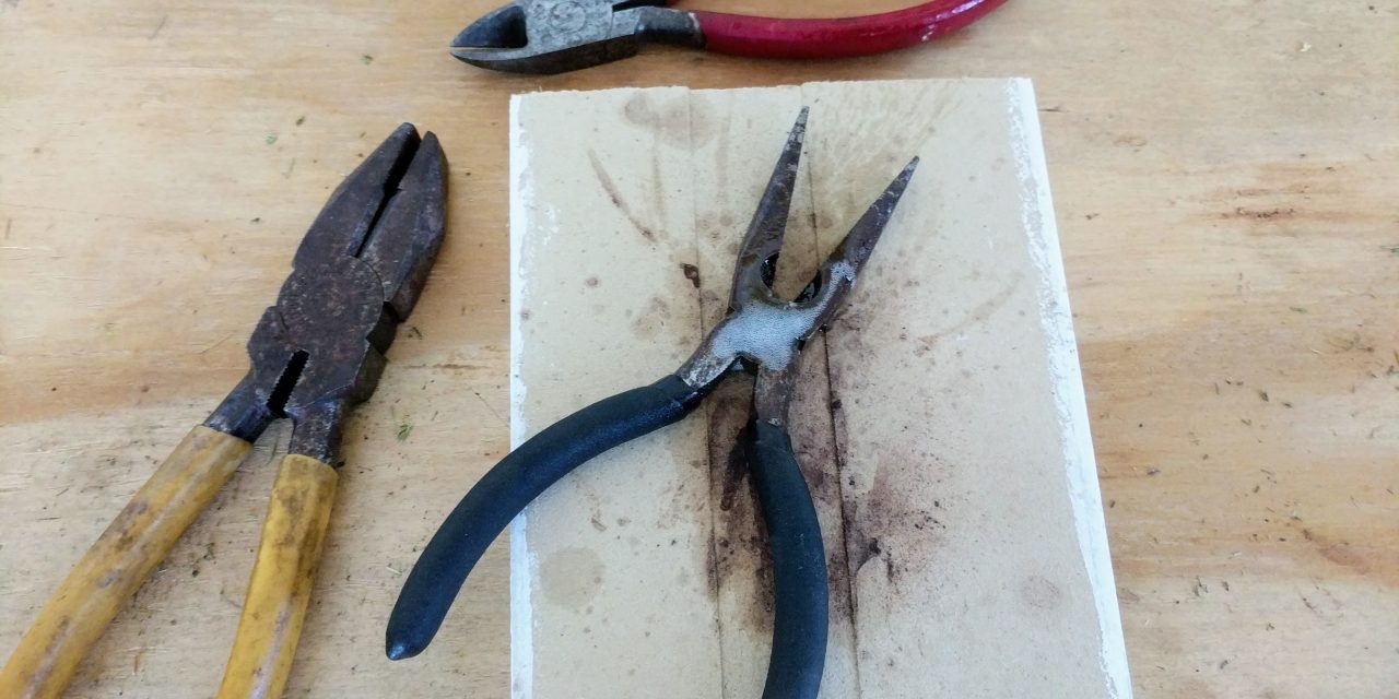 Freeing up old pliers